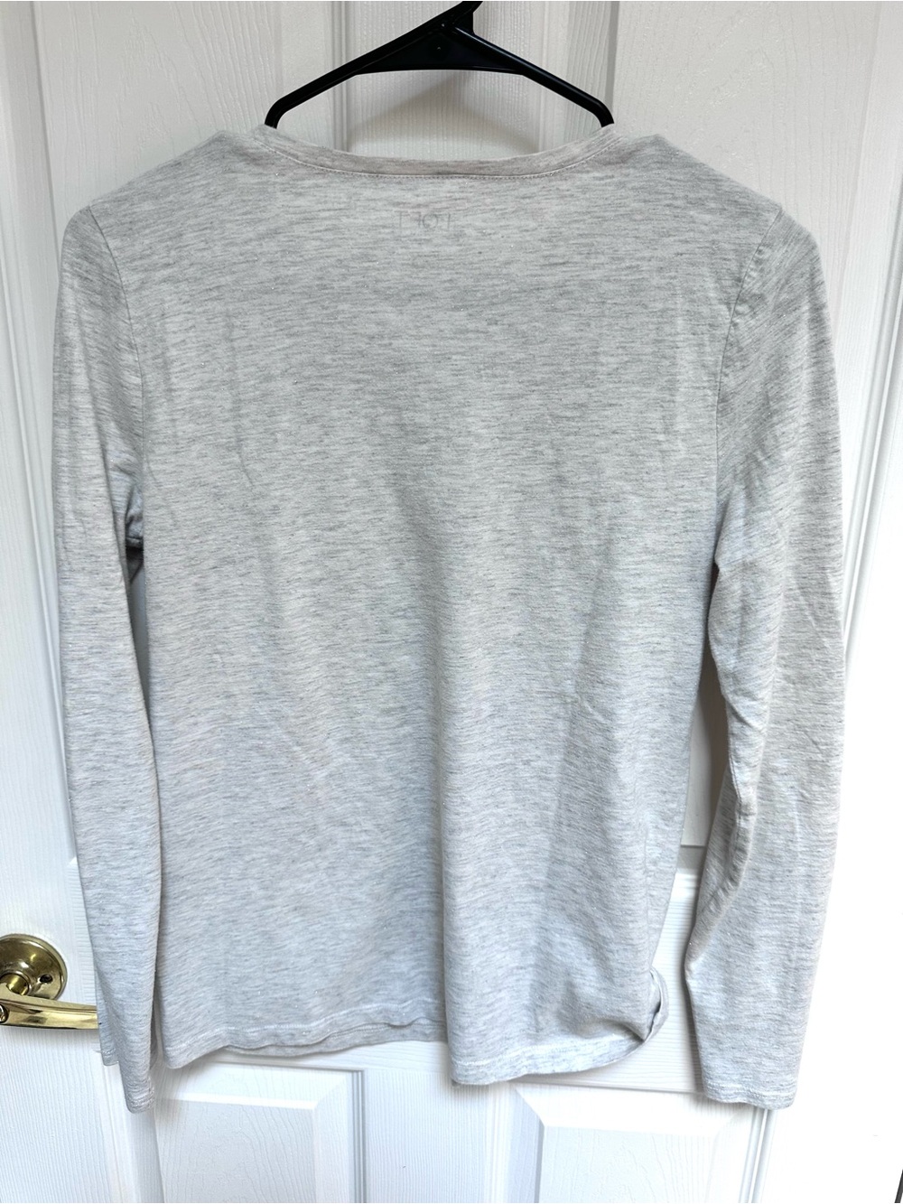 Bundle of Women’s M Long Sleeve Shirts - Picture 13 of 16